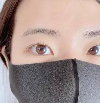 マツエク・マツパ ベルアイラッシュ所属・eyelash. manaの眉毛・アイブロウイメージ