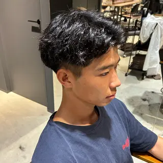 パーマ メンズ 安達 脩人のヘアスタイル