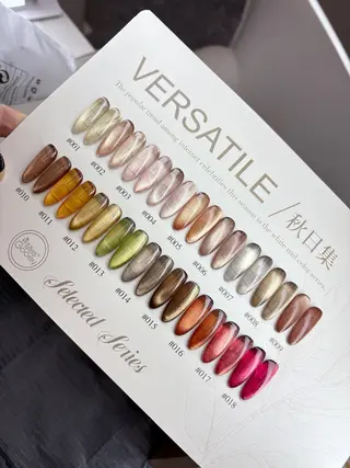 ネイル AngelChris ビューティーサロンのネイルデザイン