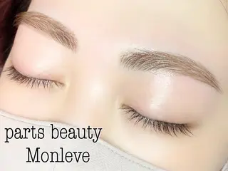 REVIA所属・ＲＥＶＩＡ. rinaのマツエク・マツパデザイン