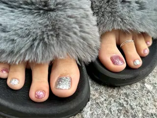 ネイル BEAUTY LINE湘南台所属・菊池 美鈴のネイルデザイン