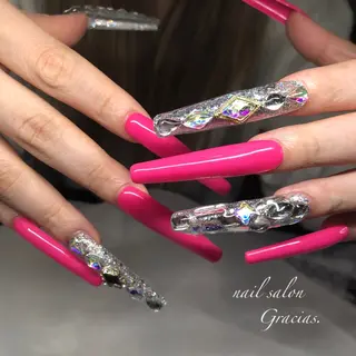 ネイル Gracias. rieのネイルデザイン