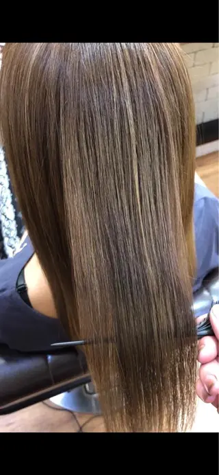 ミディアム IROHA所属・髪質改善縮毛矯正なら ✨伊藤佳祐✨のヘアスタイル