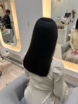 ロング 堀 日次のヘアスタイル