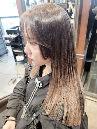 カラー セミロング bloc japon所属・久保田 淳のヘアスタイル