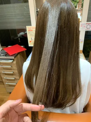 ロング カラー 髪質改善美容室Lust所属・美容室Lust💚 嶋崎　鷹のヘアスタイル