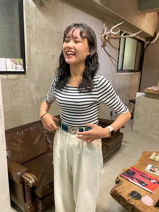 セミロング パーマ パーマ/レイヤー 岩山丈一郎のヘアスタイル