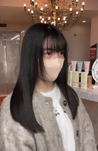 ロング カラー 髪質改善、癖毛直し 縮毛矯正が得意のヘアスタイル