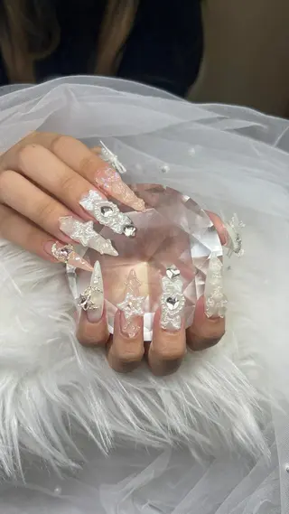 ネイル Mio_ Noiranailのネイルデザイン