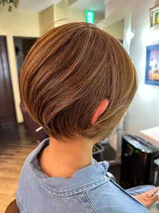 ショート カラー trym/ 木原裕希のヘアスタイル