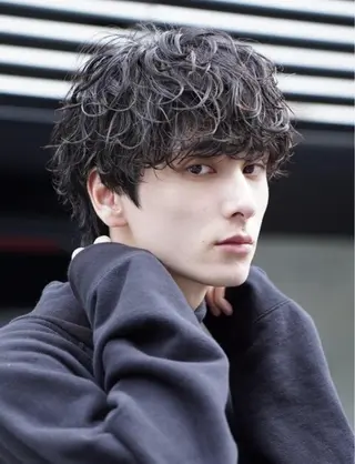 パーマ 🌀ソヘル/シャドウ ✨/メンズパーマ/栄のヘアスタイル