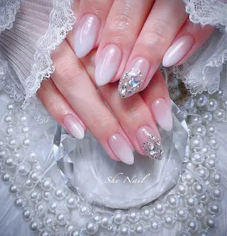 ネイル She   Nail所属・ISA_ BELLAのネイルデザイン