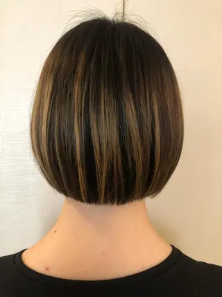 ショート ツヅキ マスミのヘアスタイル