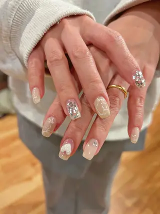 ネイル takara nail所属・takara射水高岡 マグネット韓国ポップのネイルデザイン