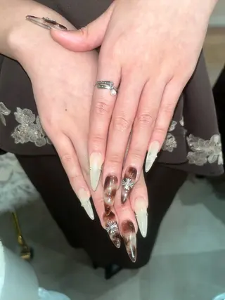 ネイル 渋谷ネイルズ所属・taminami Lunaのネイルデザイン