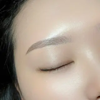 アイブロウ A. Jinnoのマツエク・マツパデザイン