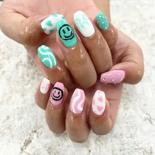 ネイル Basic町田本店 Suzunaのネイルデザイン