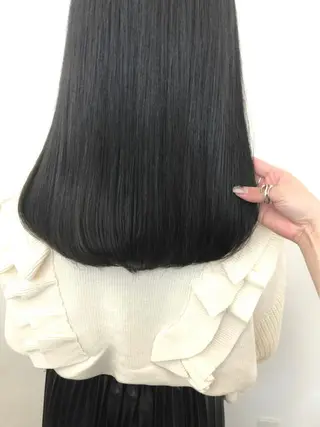 セミロング GOODDAY ヘアサロンのヘアスタイル