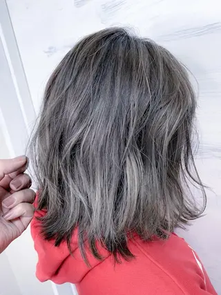 ショート カラー BOX mico.のヘアスタイル