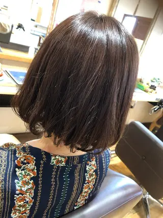 ショート 近野 彩香のヘアスタイル
