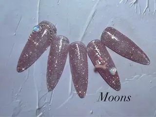 ネイル Moon's🌙💅 Shioriのネイルデザイン
