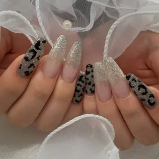 ネイル Roi〈ロワ〉 Reikaのネイルデザイン