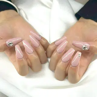 セミロング sizuha🩵 OpenSesameのネイルデザイン