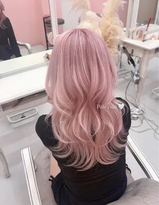 セミロング カラー マイカ 🤍のヘアスタイル