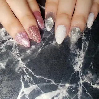 ミディアム ネイル クロキ 。のネイルデザイン