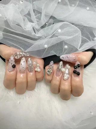 ネイル 🌈 Laule'aのネイルデザイン