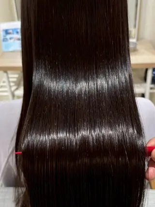 カラー ロング TSUJI  AZUMI のヘアスタイル