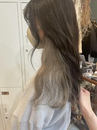 ミディアム カラー CEINE PATHのヘアスタイル