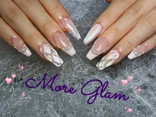 ネイル MoreGlam Nailsのネイルデザイン