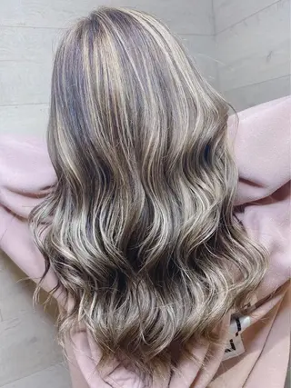 ロング カラー ✨髪質改善特化サロン ✨グシユキヤ✨のヘアスタイル