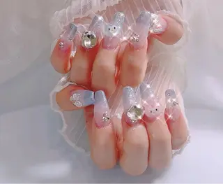 ネイル エムネイル サロンのネイルデザイン