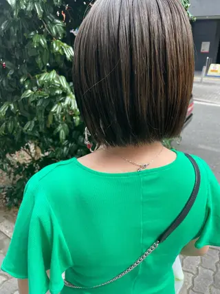 ショート カラー akane .のヘアスタイル