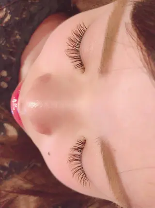 マツエク・マツパ 磧本 祐里恵のヘアスタイル