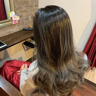 ロング カラー HairDesign Azurのヘアスタイル