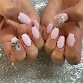 ネイル VIERU 🌈🎀💖のネイルデザイン