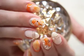 ネイル ママリンド　志村坂上店所属・しみ えんのネイルデザイン