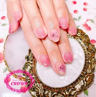ネイル CROWN プライベートサロンのネイルデザイン