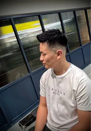 ショート メンズ BARBER SHOP ヴェルダンディ 江坂所属・GONZO 。のヘアスタイル