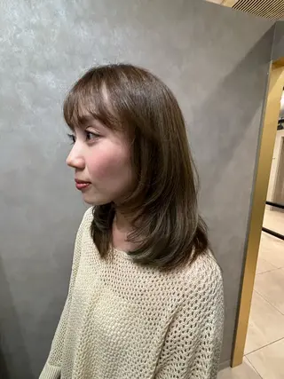 セミロング 大人かわいい×艶髪 🤍塩川のヘアスタイル