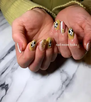 ネイル ﾈｲﾙﾙｰﾑﾘｯｶ 𝐦𝐚𝐲𝐮のネイルデザイン