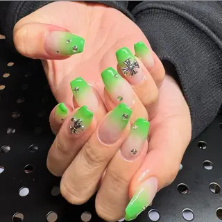 ネイル snazzy✩.*˚ 𝙔𝙐𝙕𝙐のネイルデザイン