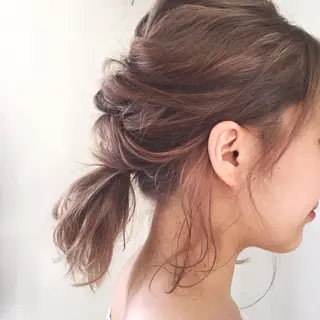 ミディアム カラー ヘアアレンジ PHIDGE所属・山下 千明のヘアスタイル