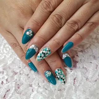 ネイル 花田 茜のネイルデザイン