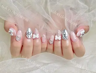 ネイル Momo 🤍のネイルデザイン