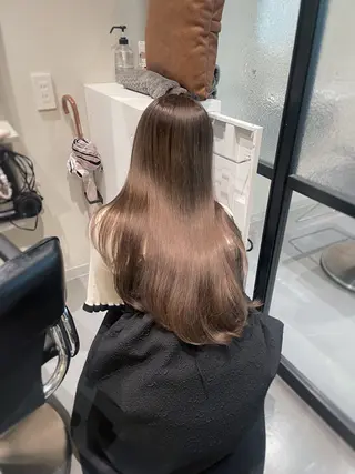 ロング カラー ヘアアレンジ ヨシムラ リオのヘアスタイル