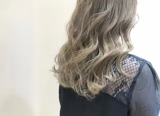 セミロング カラー ヘアアレンジ 店長/ 加藤 流菜のヘアスタイル